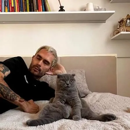ByeAlex macskája